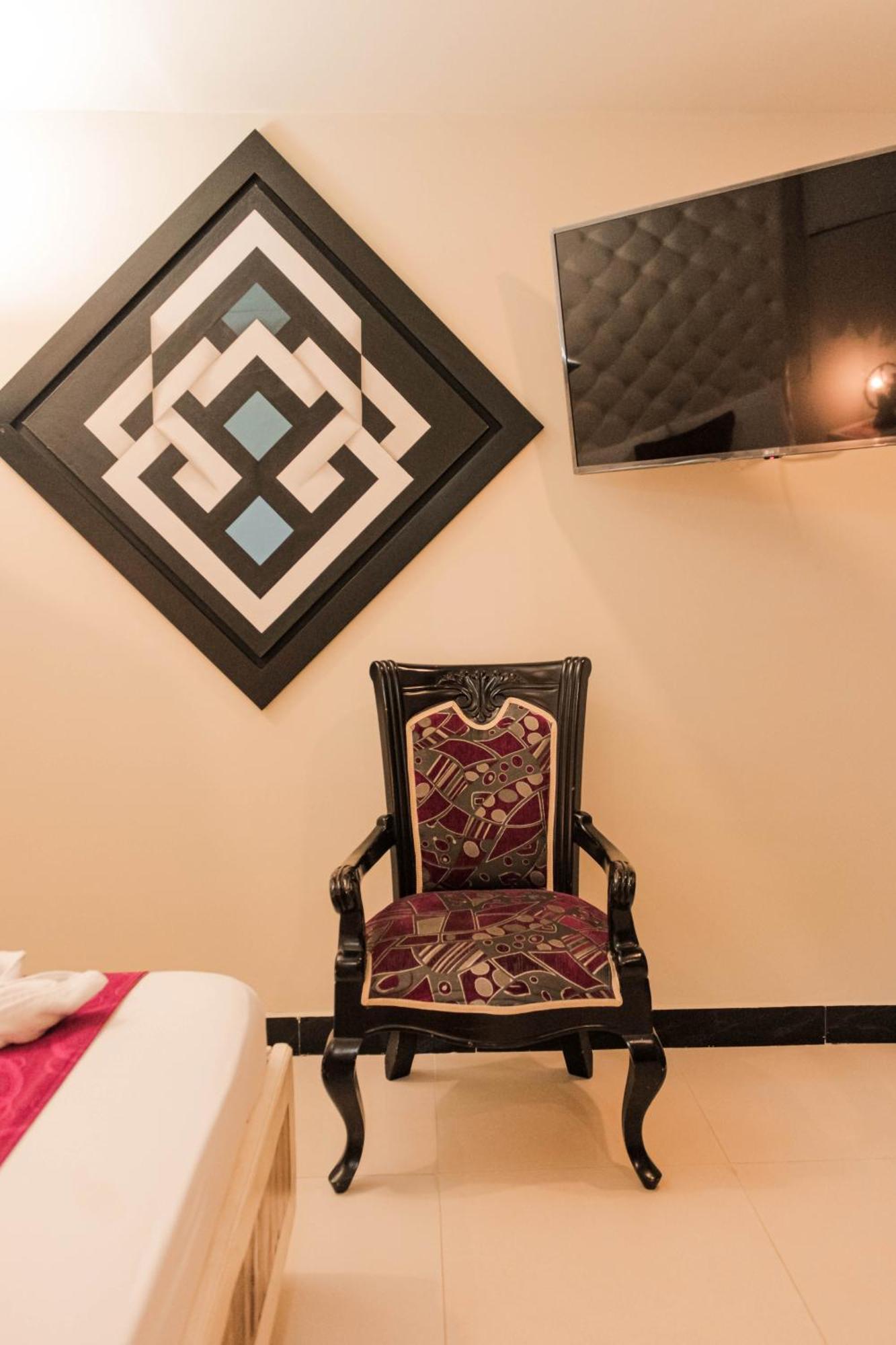 Hotel Plaza Garibaldi Кальдас Экстерьер фото